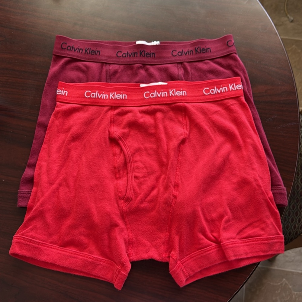 2 Calvin Klein boxer briefs